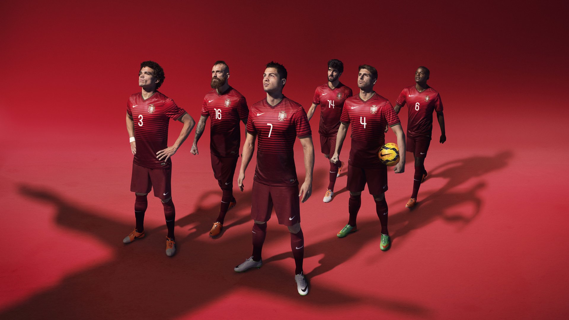 爱游戏登录入口-足球纪录片拍摄团队走访全国青训基地，足球纪录片拍摄团队走访全国青训基地的视频